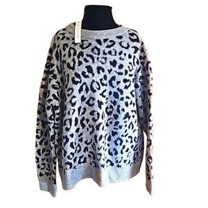 NWT She  Sky women's leopard print warm comfortable crewneck sweater